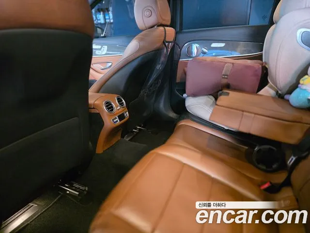 Mercedes-Benz E-Класс 2020 thumb 12
