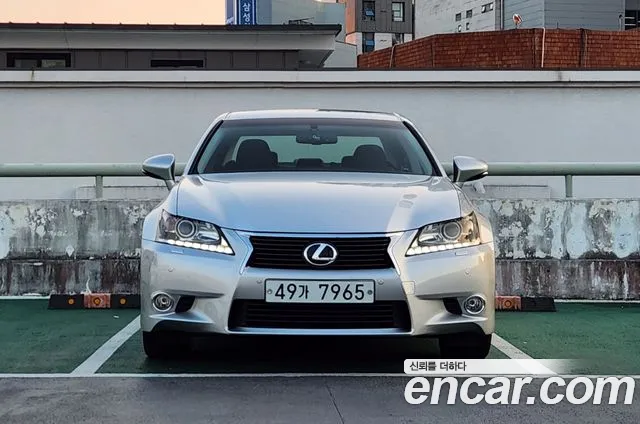 Lexus GS 2012 thumb 3