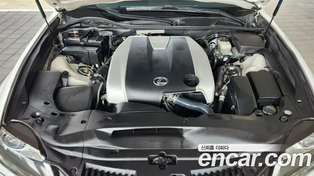 Lexus GS 2012 thumb 6