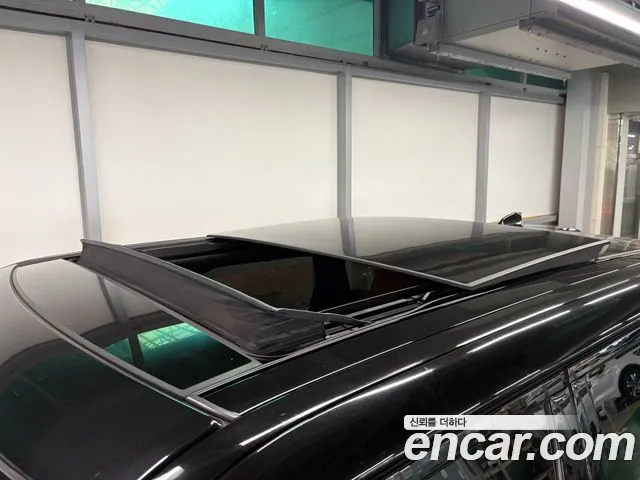 Land Rover Range Rover Sport 2017 thumb 5