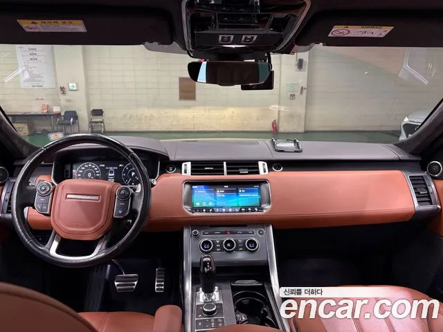 Land Rover Range Rover Sport 2017 thumb 6