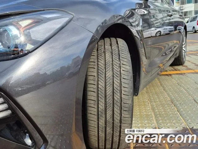 Genesis G70 2018 thumb 5