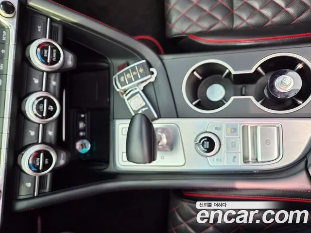 Genesis G70 2018 thumb 9