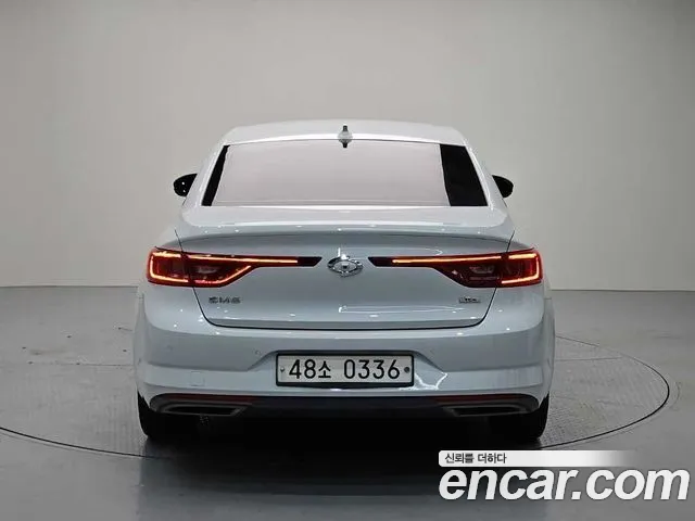 Renault-KoreaSamsung Megane 2016 thumb 3