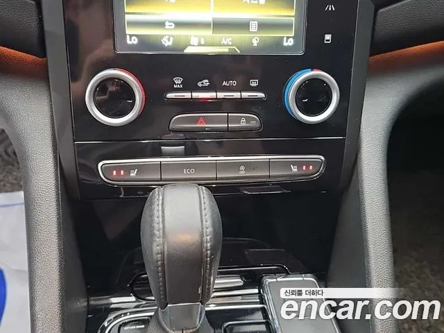 Renault-KoreaSamsung Megane 2016 thumb 10