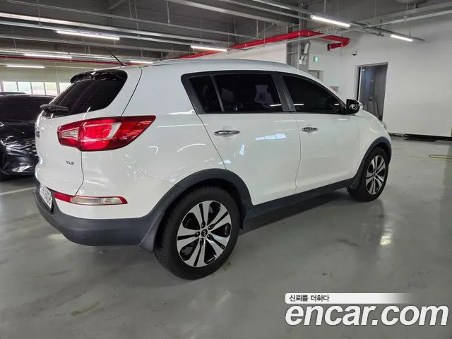 Kia Sportage 2011 thumb 5
