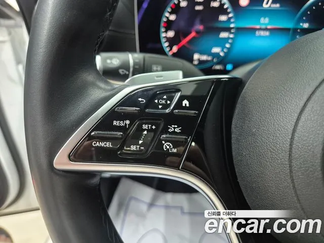 Mercedes-Benz E-Класс 2021 thumb 9
