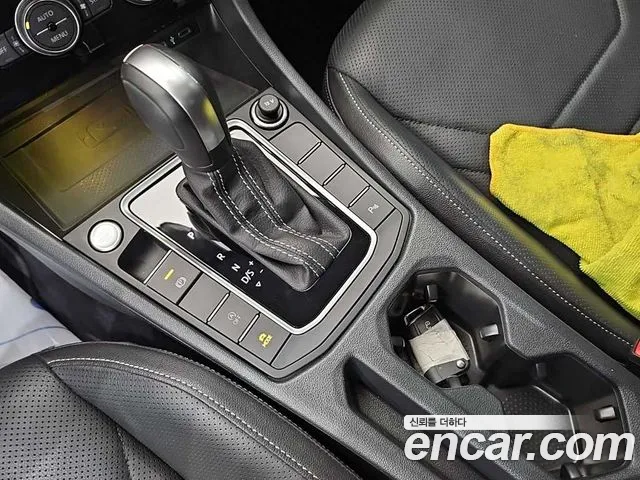 Volkswagen Jetta 2021 thumb 8