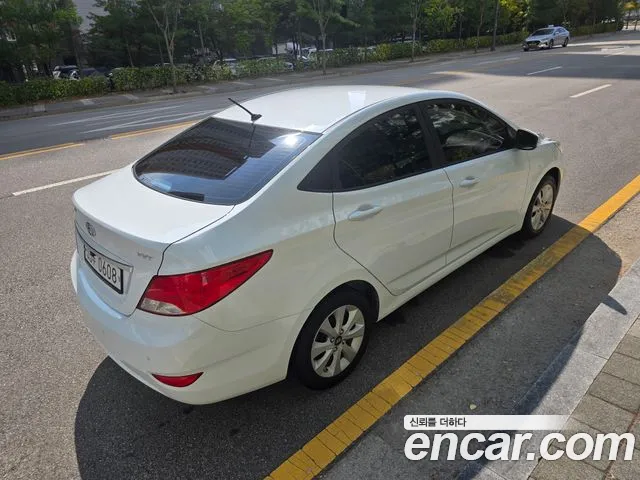 Hyundai Accent 2016 thumb 7