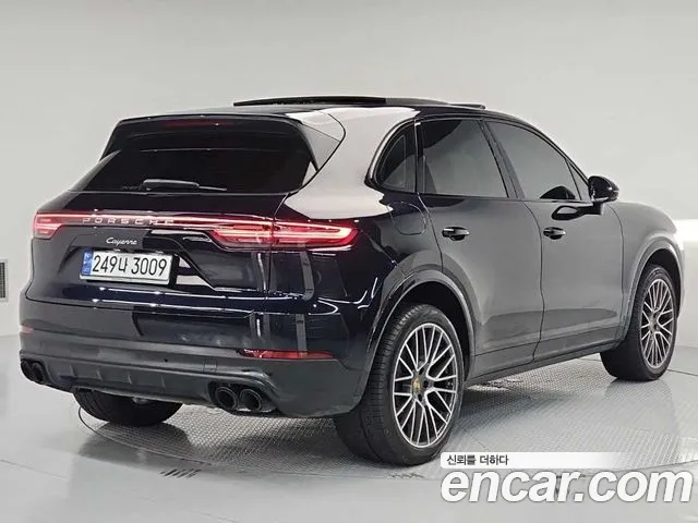 Porsche Cayenne 2020 thumb 3
