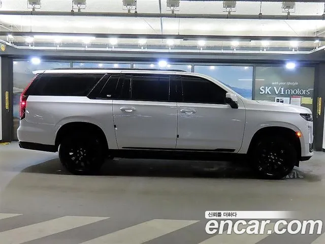 Cadillac Escalade 2023 thumb 2
