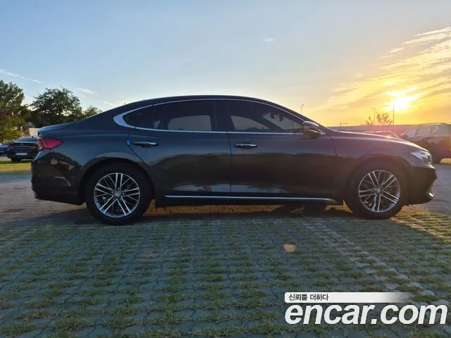Hyundai Grandeur 2017 thumb 6