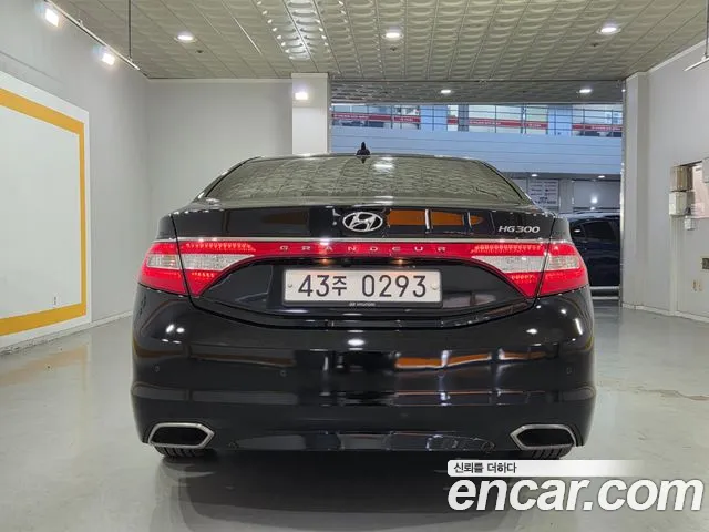 Hyundai Grandeur 2015 thumb 3