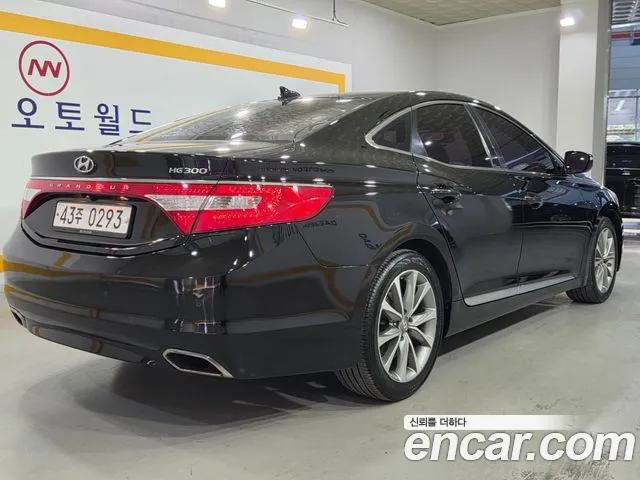 Hyundai Grandeur 2015 thumb 4