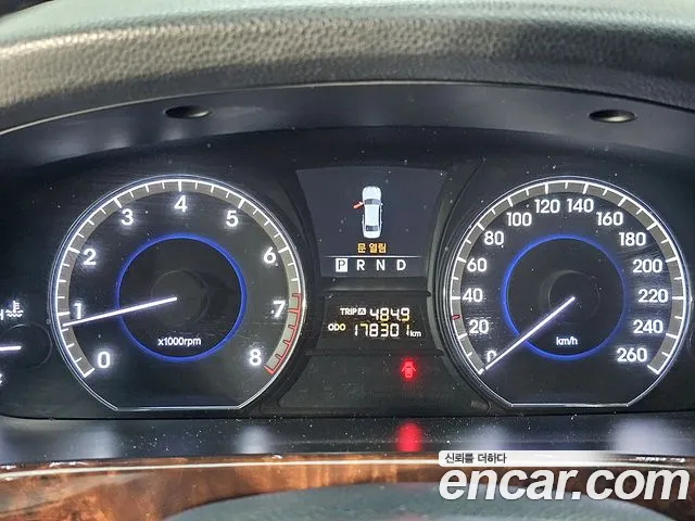 Hyundai Equus 2010 thumb 7