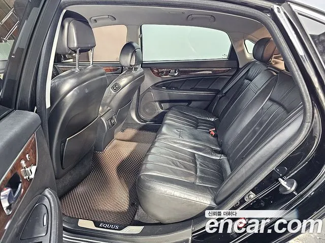 Hyundai Equus 2010 thumb 9