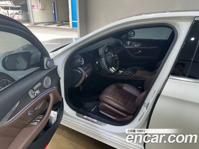 Mercedes-Benz E-Класс 2020 thumb 9