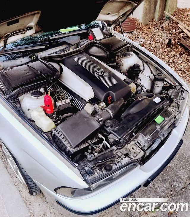 BMW 5-Series 1999 thumb 3