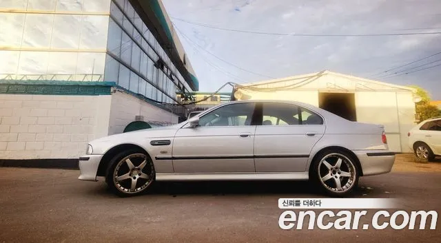 BMW 5-Series 1999 thumb 7