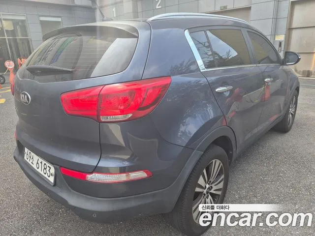 Kia Sportage 2015 thumb 4