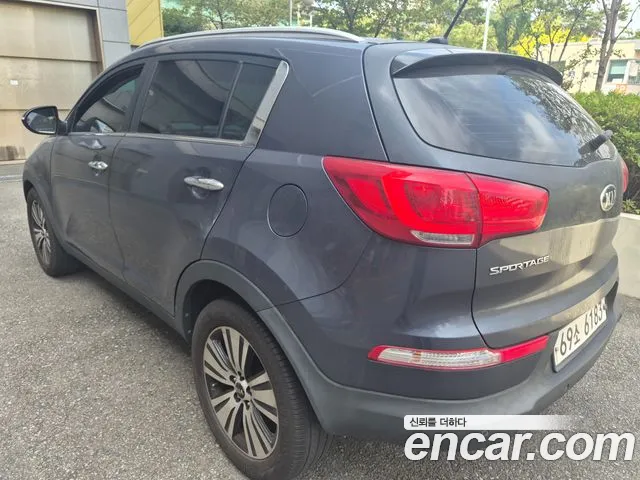 Kia Sportage 2015 thumb 5