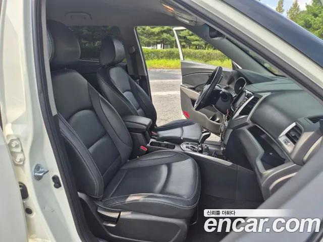 KG_Mobility_Ssangyong TIBOLI 2017 thumb 8