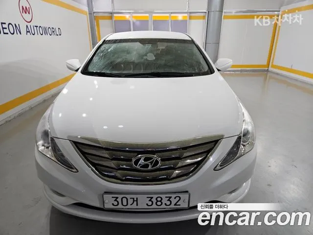 Hyundai Sonata 2009 thumb 11