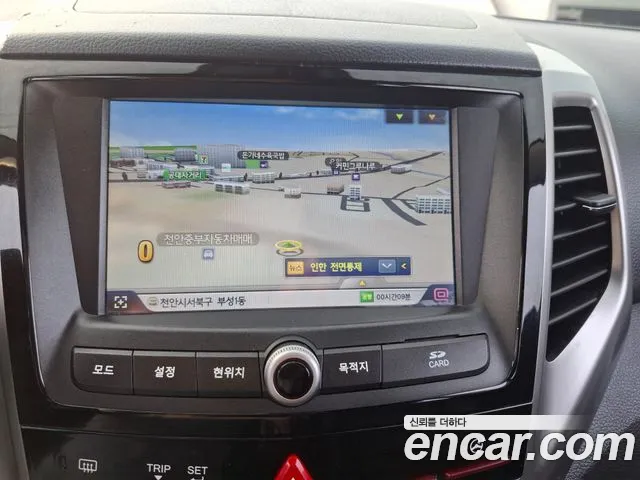 KG_Mobility_Ssangyong TIBOLI 2016 thumb 11
