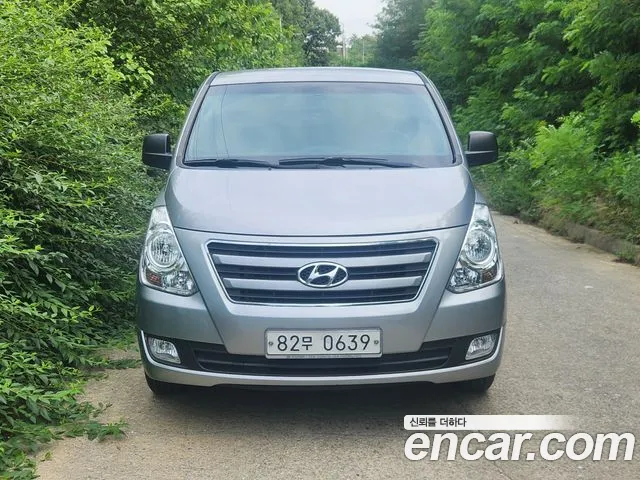 Hyundai Starex 2018 thumb 3
