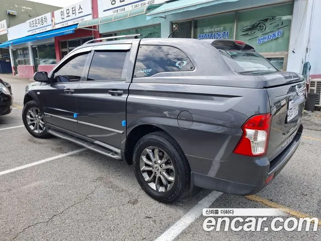 KG_Mobility_Ssangyong KORANDO 2015 thumb 2