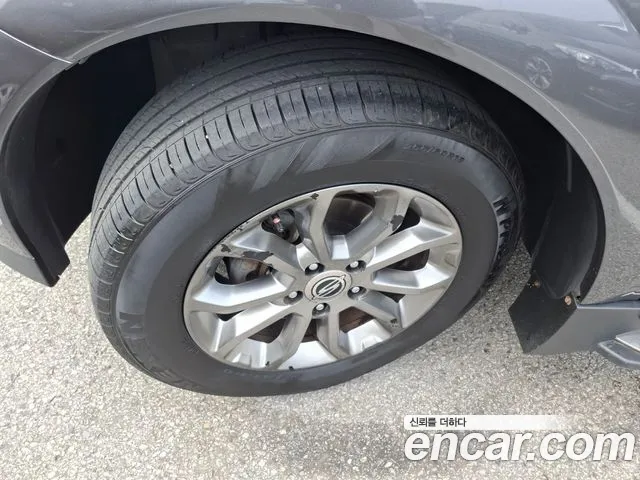 KG_Mobility_Ssangyong KORANDO 2015 thumb 5
