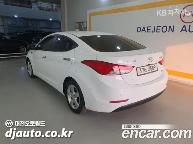 Hyundai Avante 2012 thumb 3