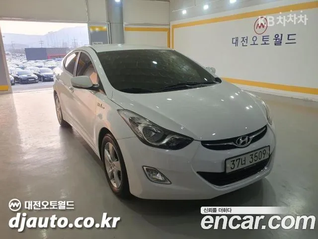 Hyundai Avante 2012 thumb 5