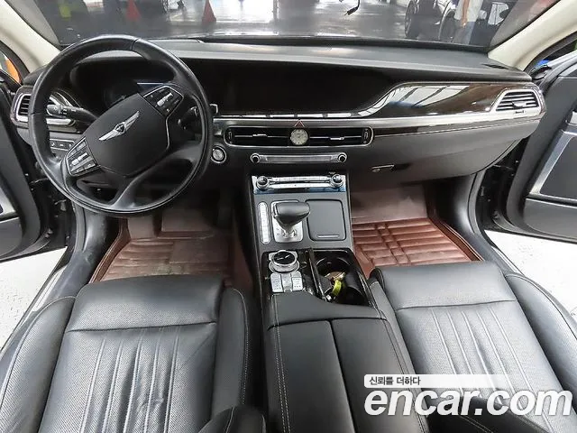 Genesis G90 2018 thumb 10