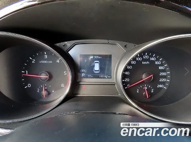 Kia Carnival 2019 thumb 10