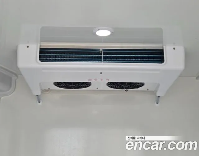 Hyundai Staria 2026 thumb 8