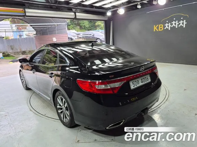 Hyundai Grandeur 2011 thumb 7