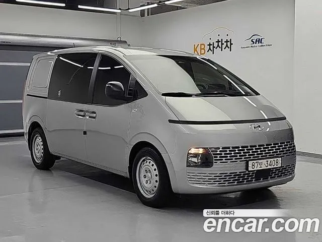 Hyundai Staria 2021 thumb 4
