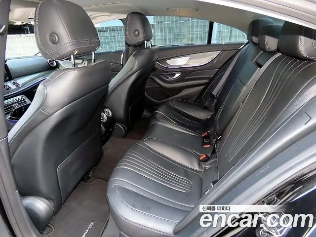 Mercedes-Benz CLS-Class 2019 thumb 6