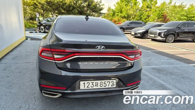 Hyundai Grandeur 2018 thumb 2