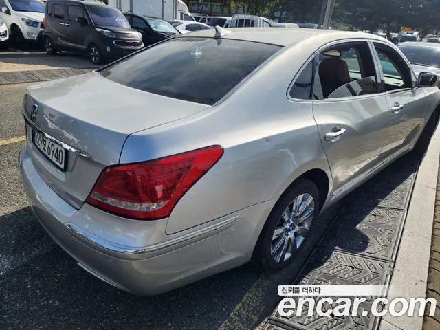 Hyundai Equus 2011 thumb 2