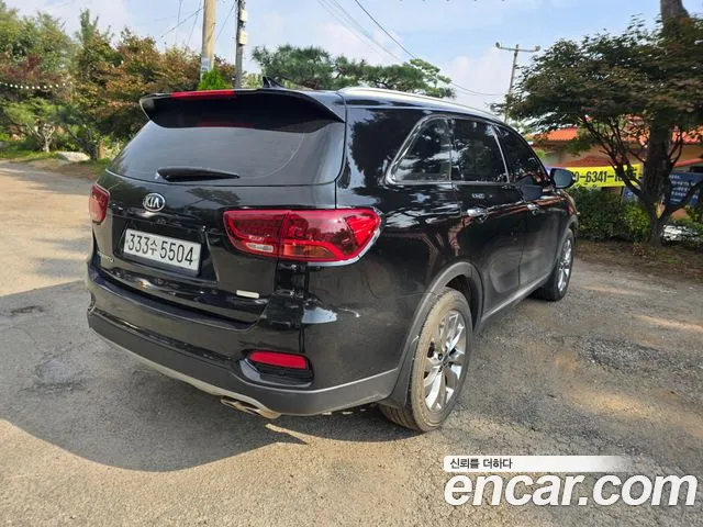Kia Sorento 2019 thumb 4