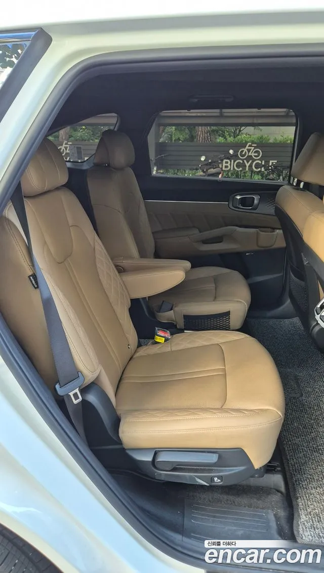 Kia Sorento 2024 thumb 10