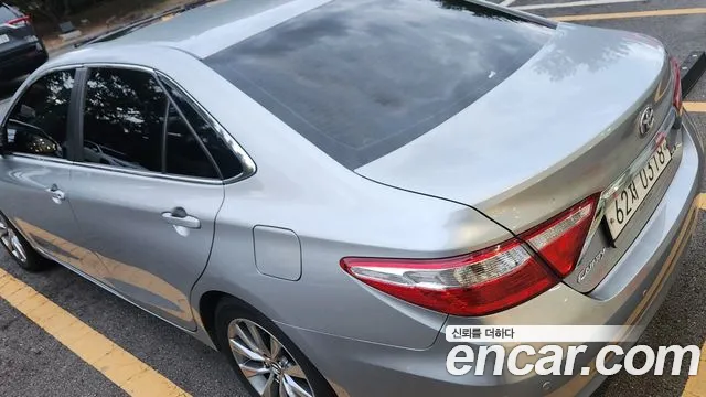 Toyota Camry 2016 thumb 6