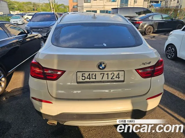 BMW X4 2015 thumb 4