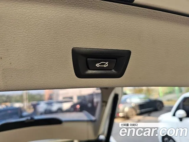 BMW X4 2015 thumb 8