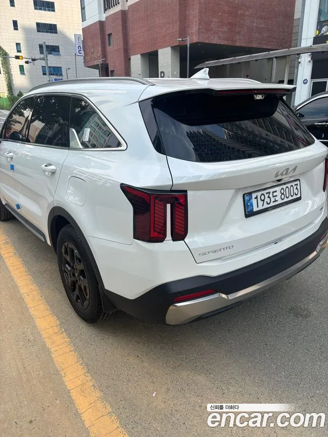 Kia Sorento 2024 thumb 2