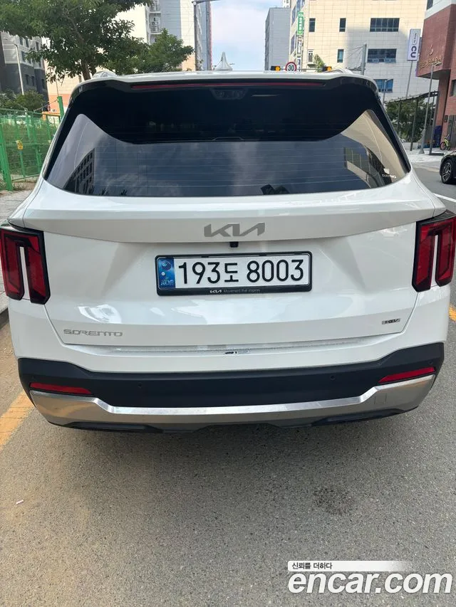 Kia Sorento 2024 thumb 4