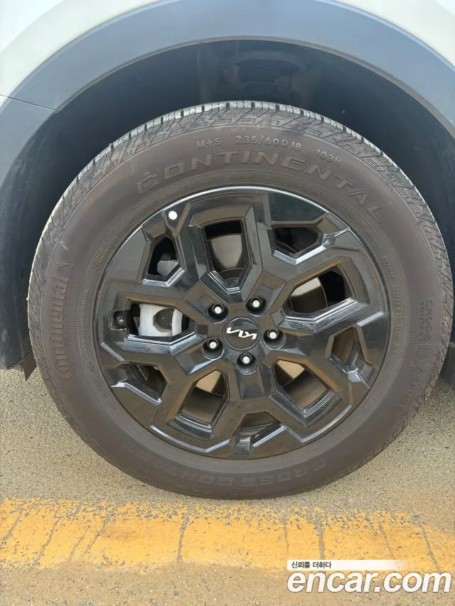 Kia Sorento 2024 thumb 5