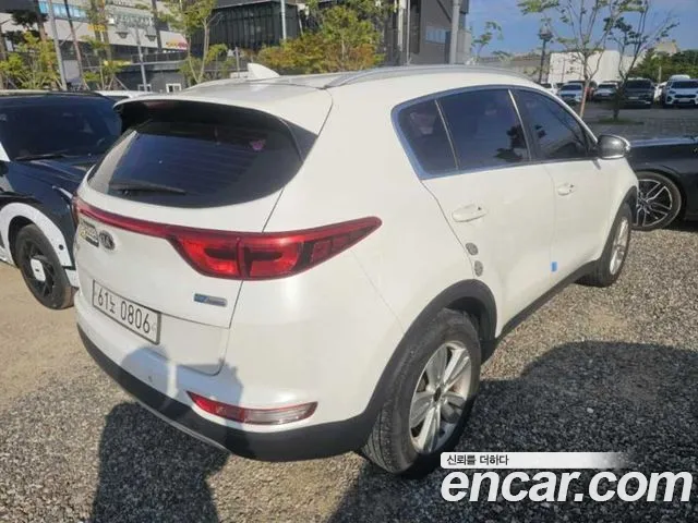 Kia Sportage 2016 thumb 3